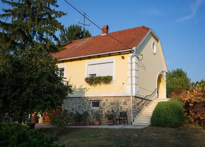 Kondics Apartmanhaz